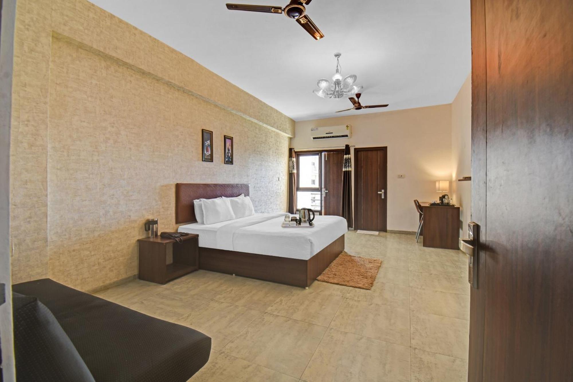 Townhouse Classio Suites Sirdi Kültér fotó