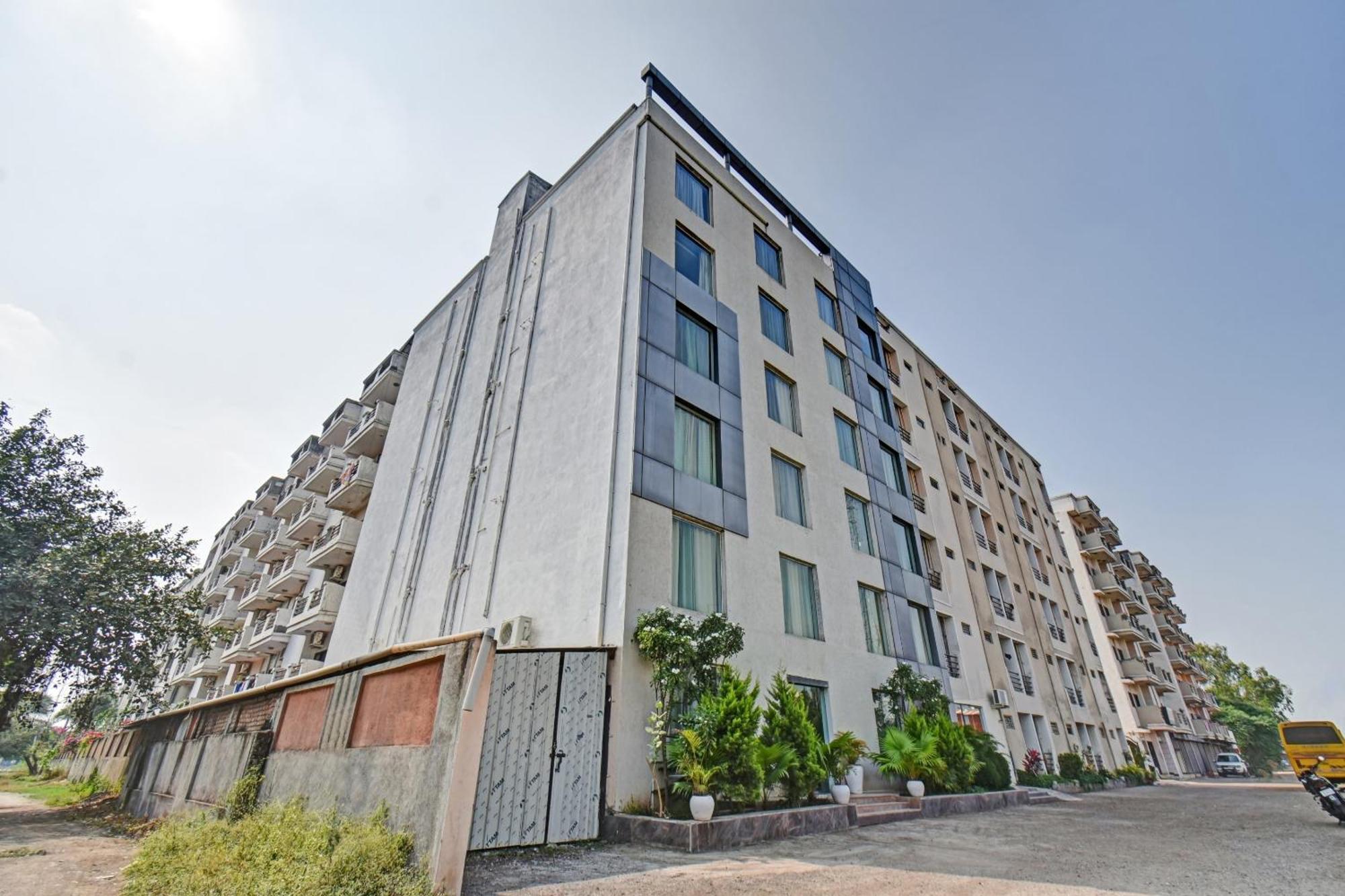 Townhouse Classio Suites Sirdi Kültér fotó
